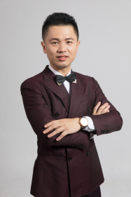 謝樺老師 - 企業培訓師